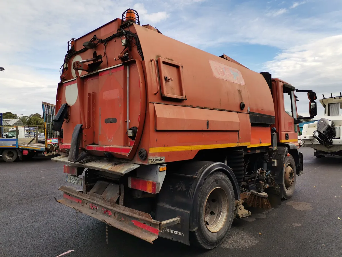 2011 Iveco Daily 150E22 K Sweeper For Auction - Image 4