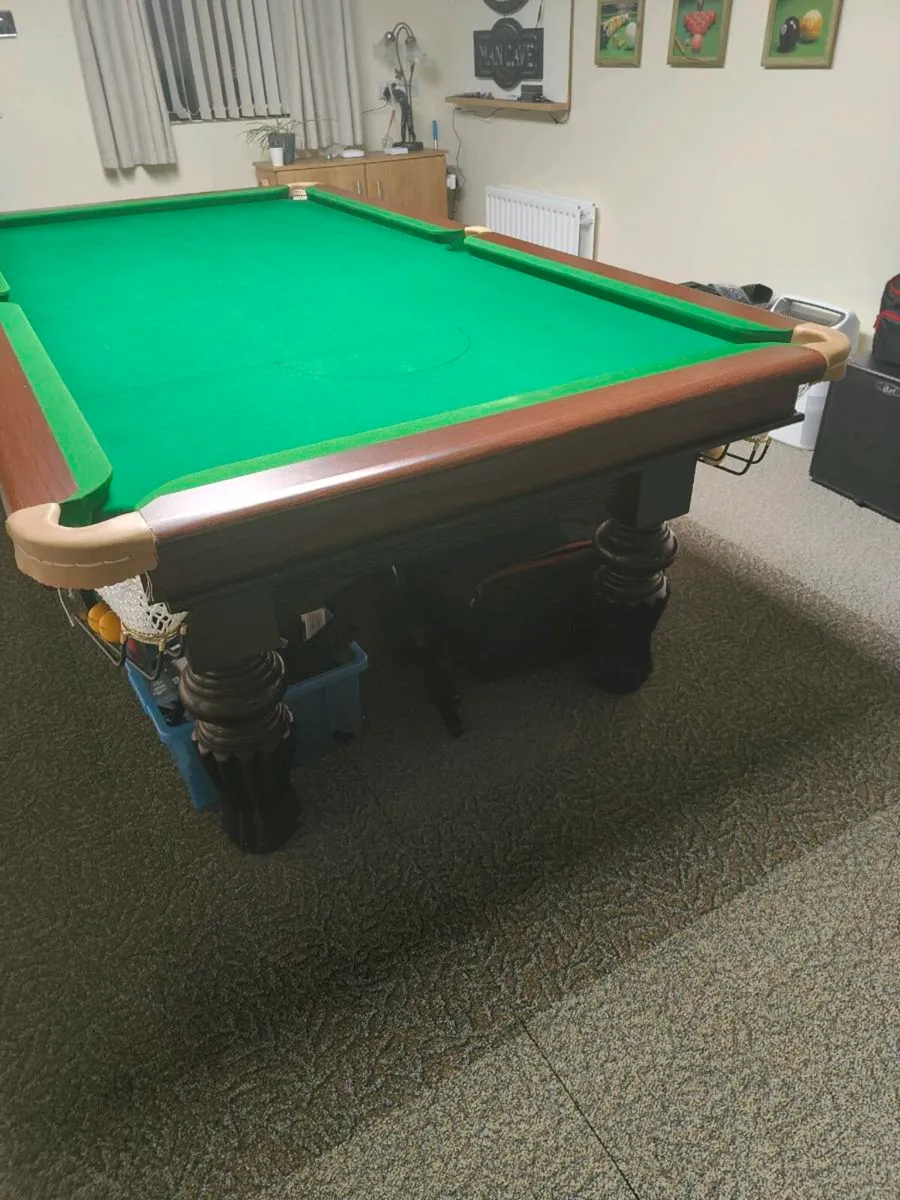 Snooker table - Image 1