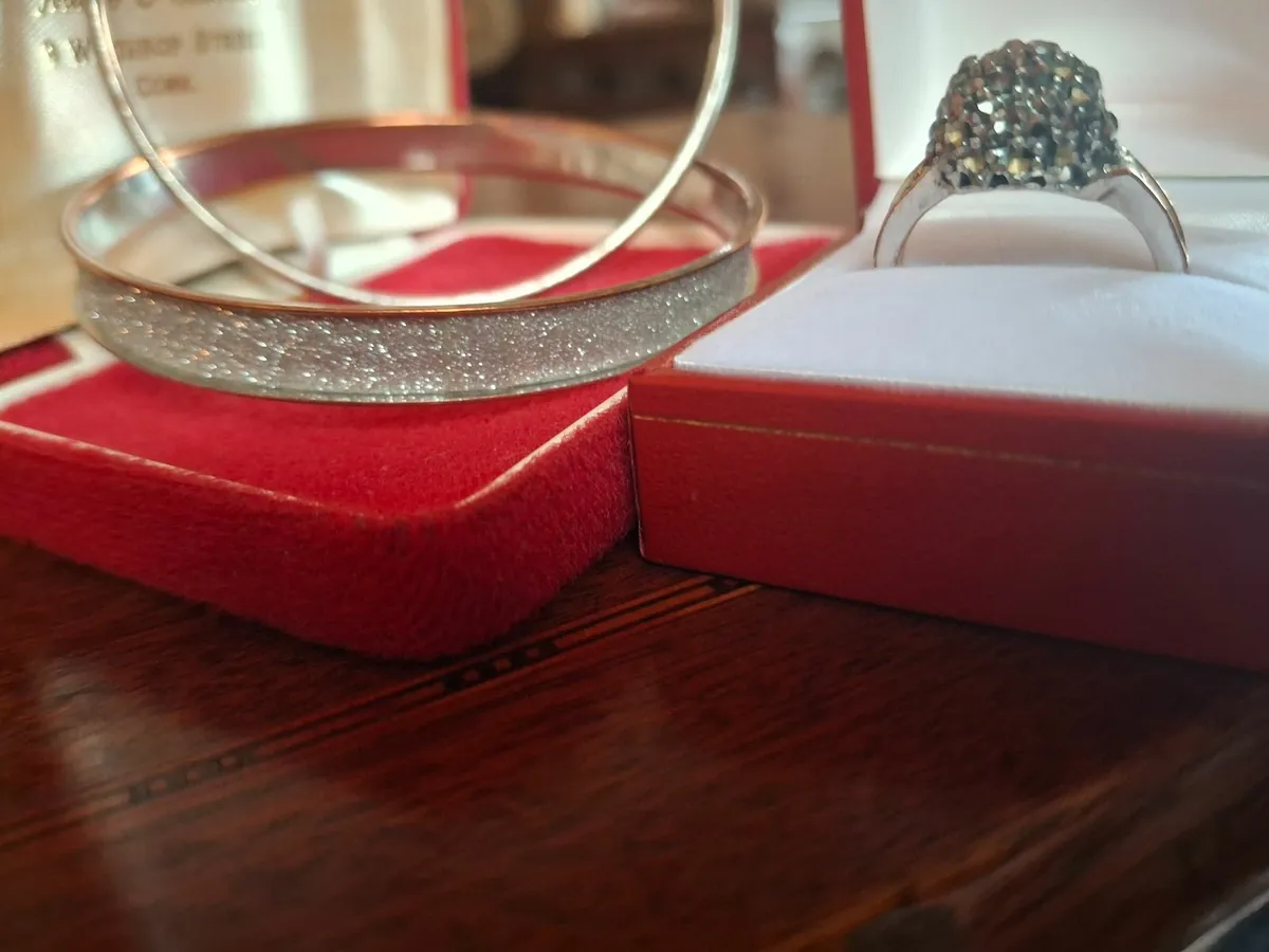 Bangle Bracelets Cocktail Ring / Dome Ring. - Image 2