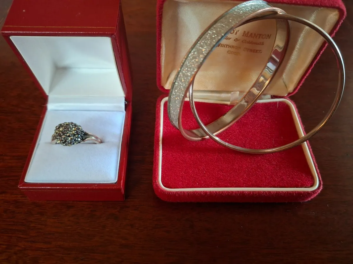 Bangle Bracelets Cocktail Ring / Dome Ring. - Image 1