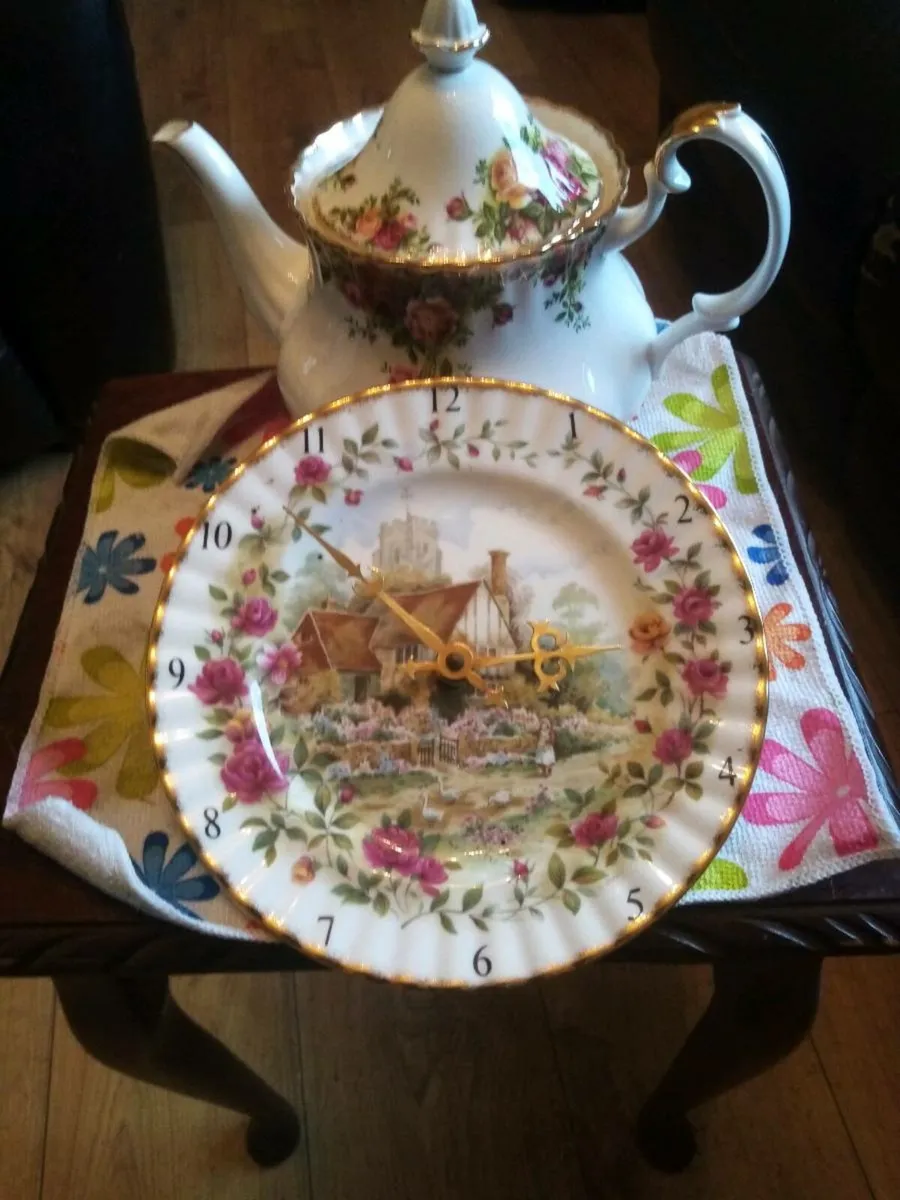 Old country rose - Image 2