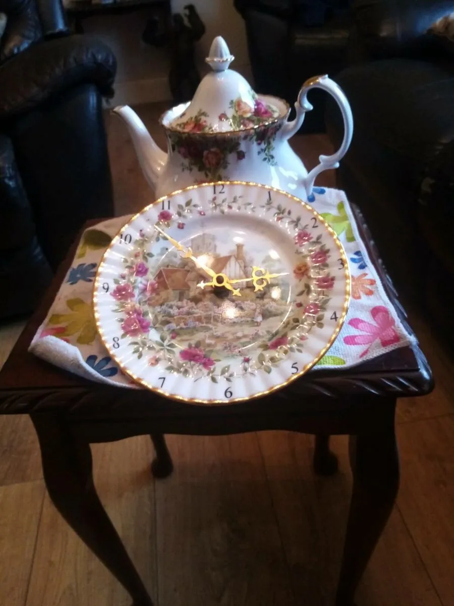 Old country rose - Image 4