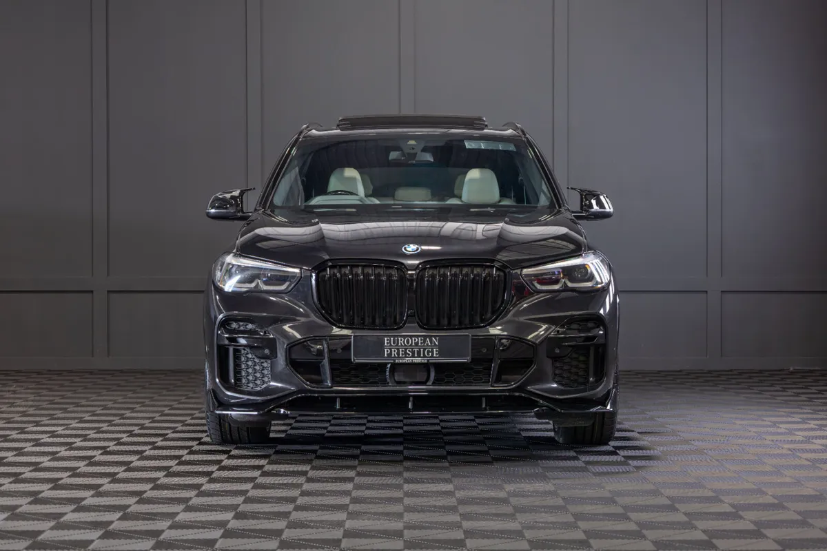 212 BMW X5 X-Drive 45e M-Sport - Image 2