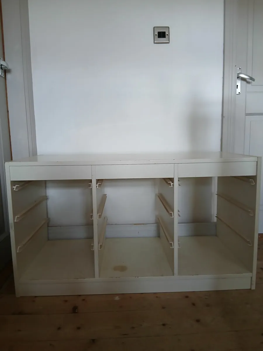 Free - Ikea storage bench