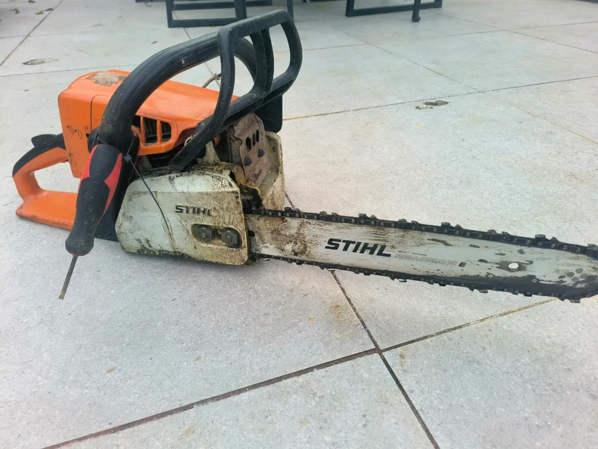 Stihl Chainsaw MS-230 - Image 1