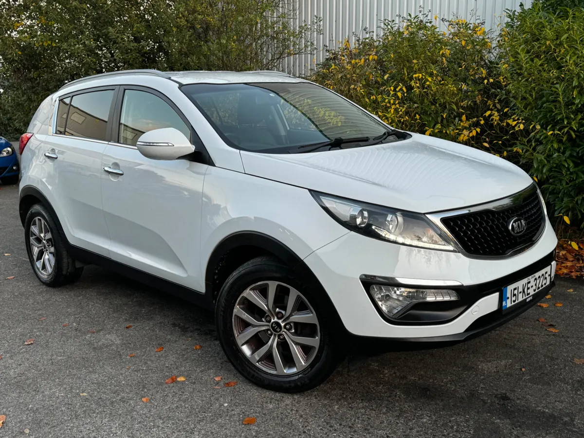 Kia Sportage 2015 LOW MILES Platinum - Image 1