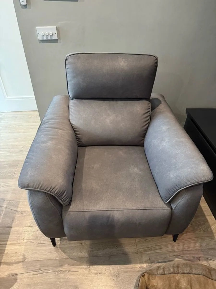 Carlton Power Recliner seat (Dexter mocha) - Image 1