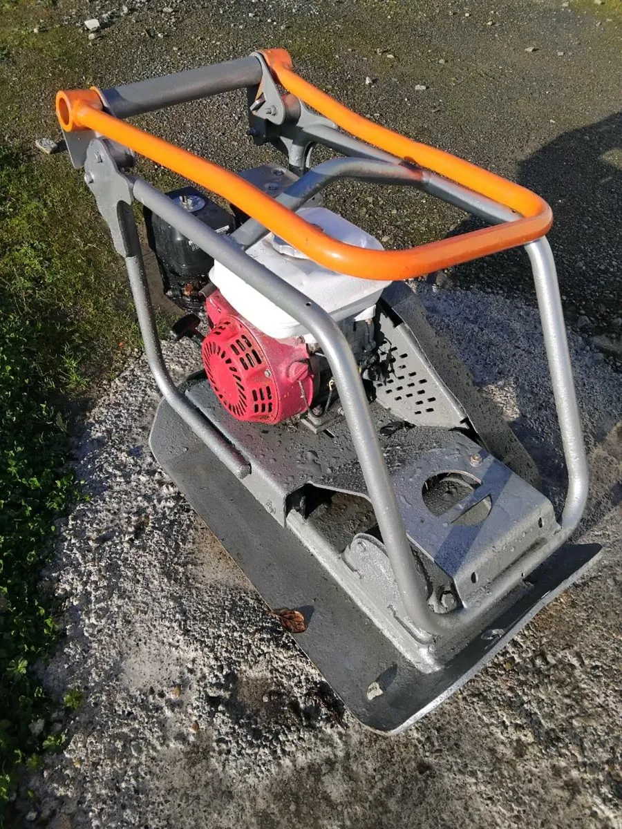 Whacker plate - Image 1