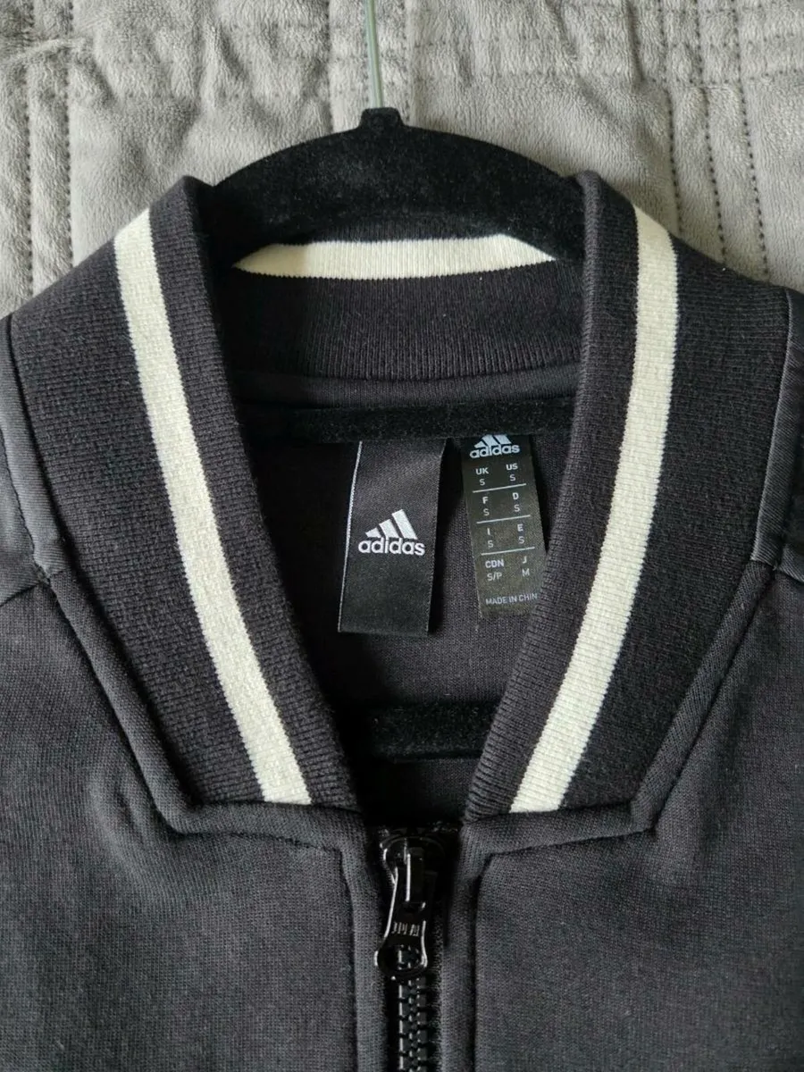 Adidas tops - Image 2