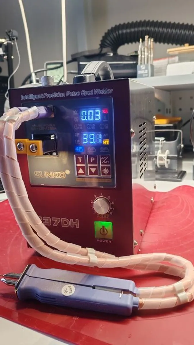 SUNKKO 737DH 4.3kW spot welder - Image 1