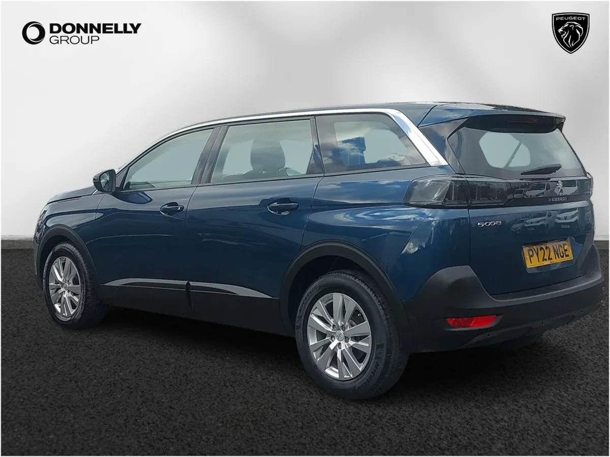 Peugeot 5008 Diesel Estate Active Premium - Image 2