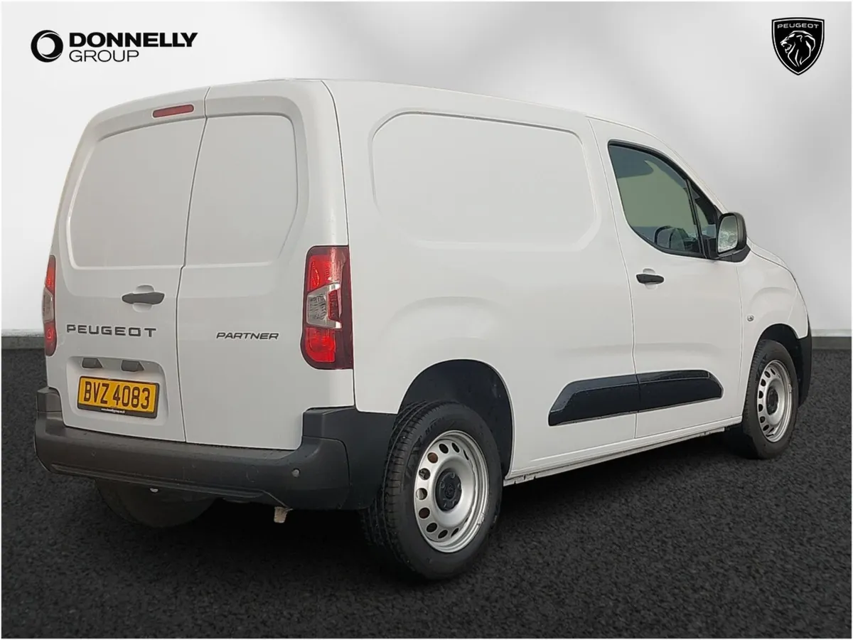 Peugeot Partner Standard Diesel Professional - Image 2