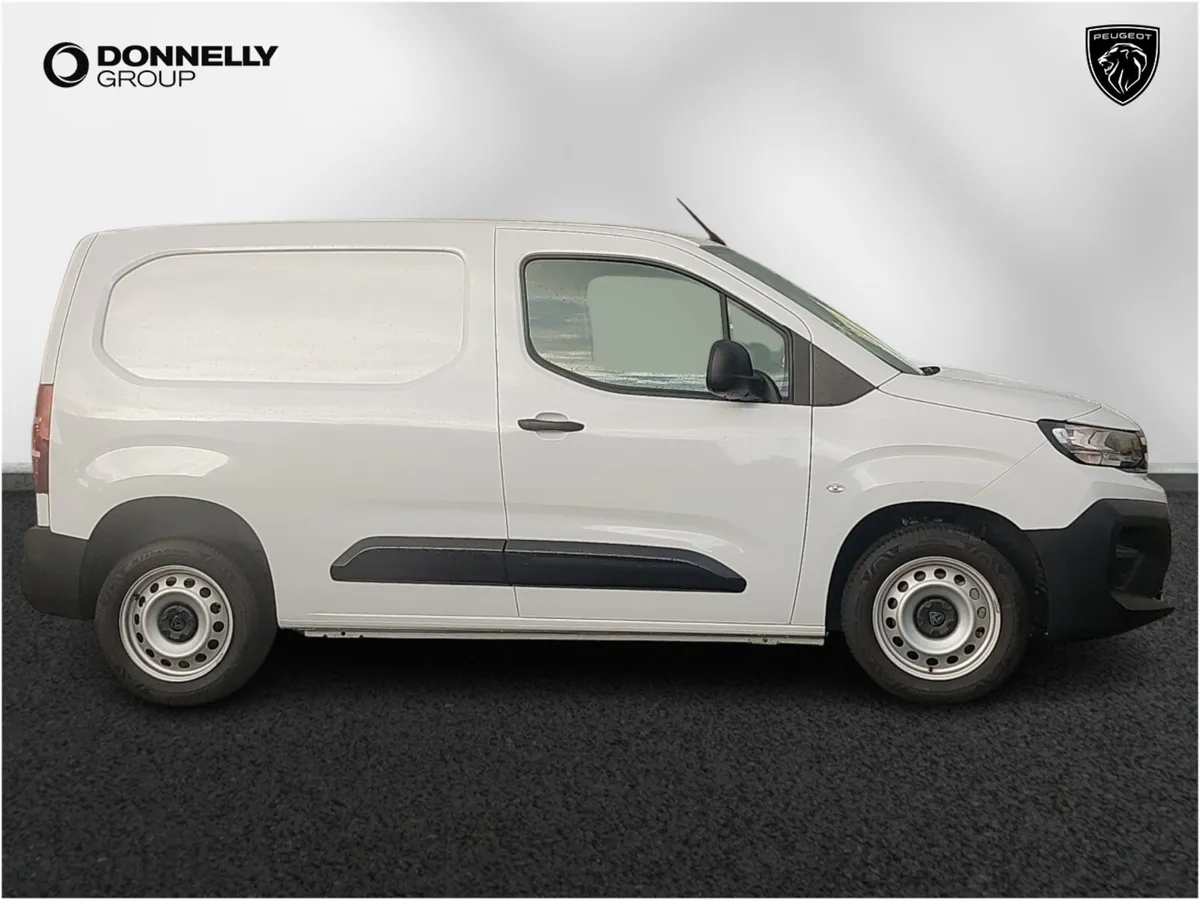 Peugeot Partner Standard Diesel Professional - Image 3