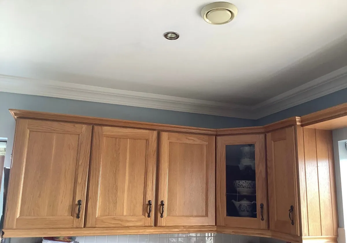 Solid Oak Kitchen - Image 1