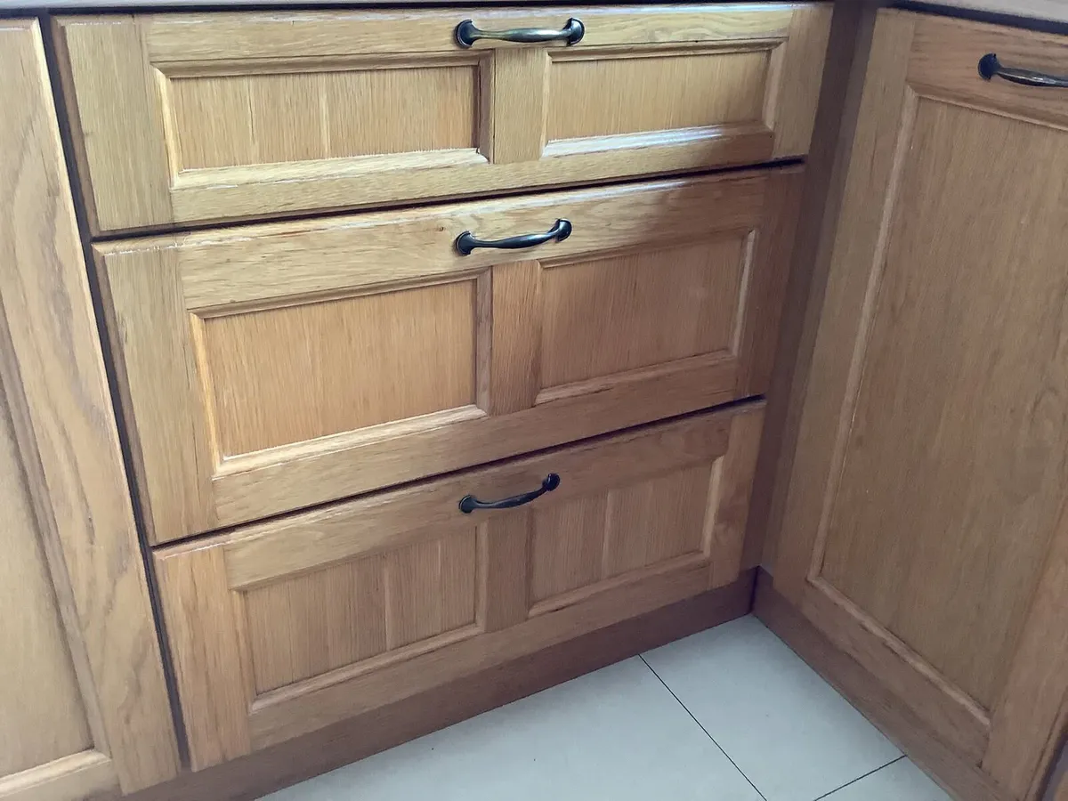 Solid Oak Kitchen - Image 2