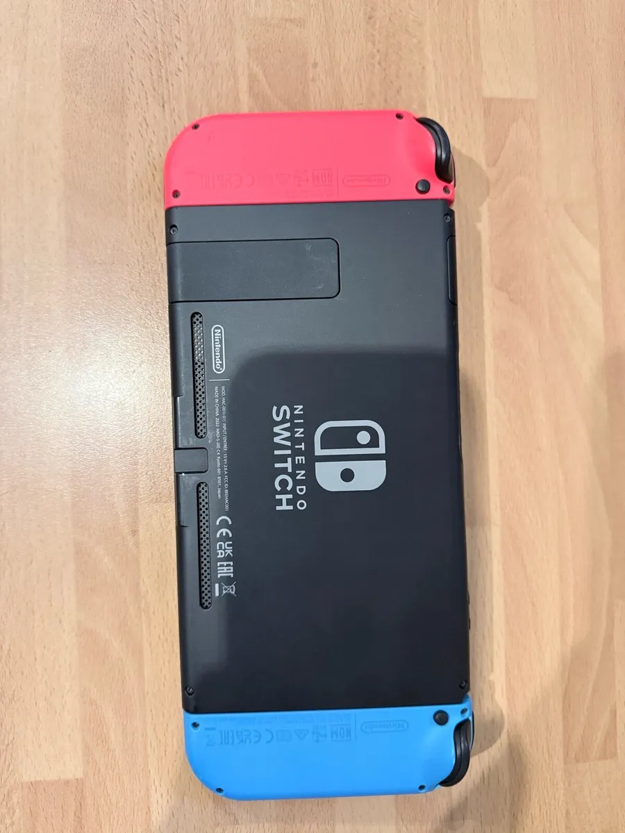 Nintendo Switch - Image 2