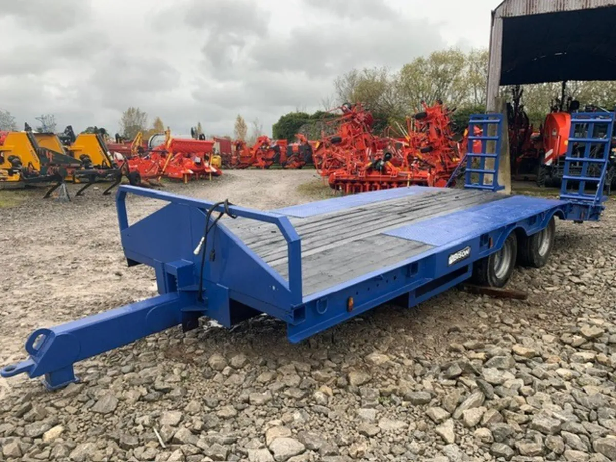 BISON 18T LOW LOADER - Image 1