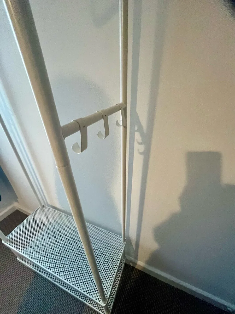 Clothing rack - Image 2