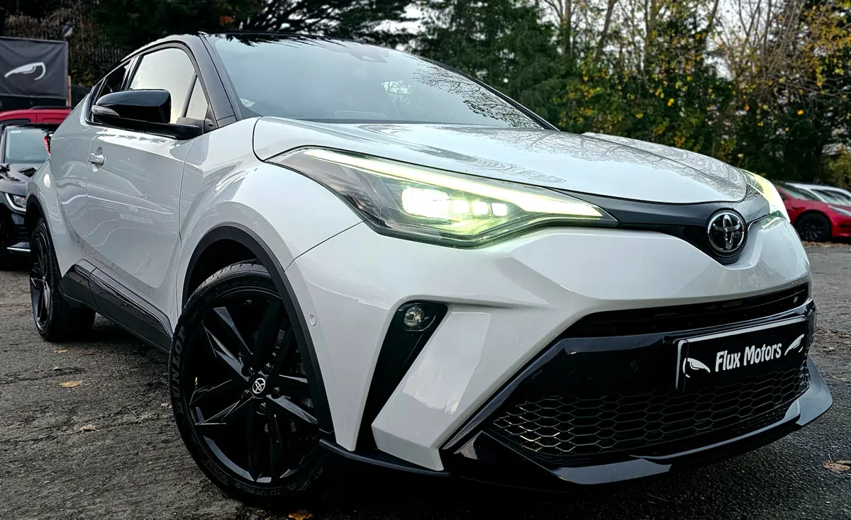 🔥 2022 Toyota C-HR 1.8 Hybrid GR SPORT • Auto - Image 1