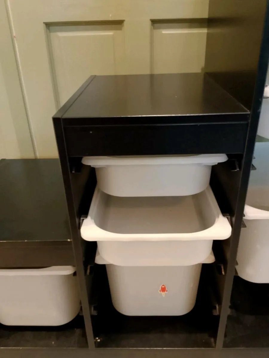 Storage shelves - Image 4