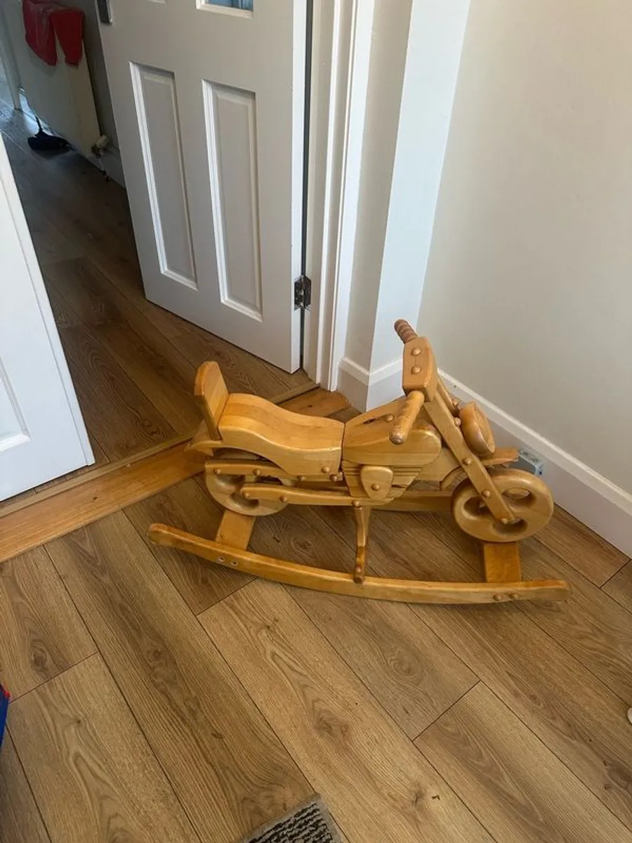 Kids rocking motorcycle - Image 1