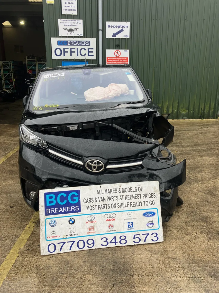 2023 toyota pro ace verso mini bus parts breaking - Image 1