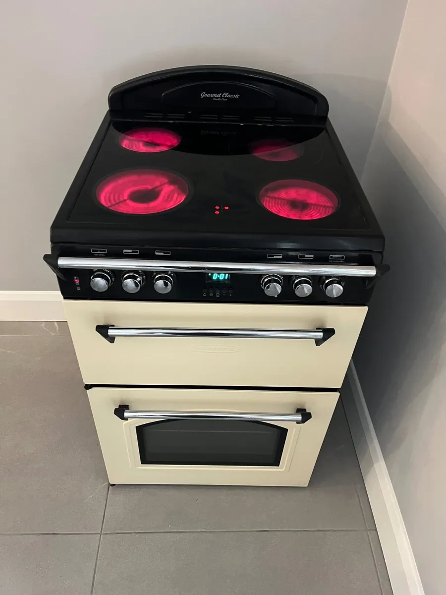 Leisure 60cm wide cooker - Image 1