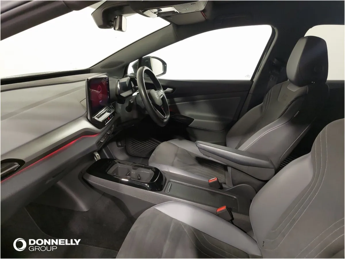 Volkswagen ID.5 Coupe Style Pro - Image 2
