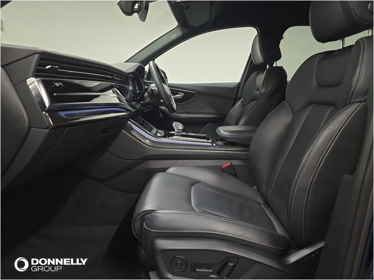 Audi Q7 Diesel Estate S Line - Image 4