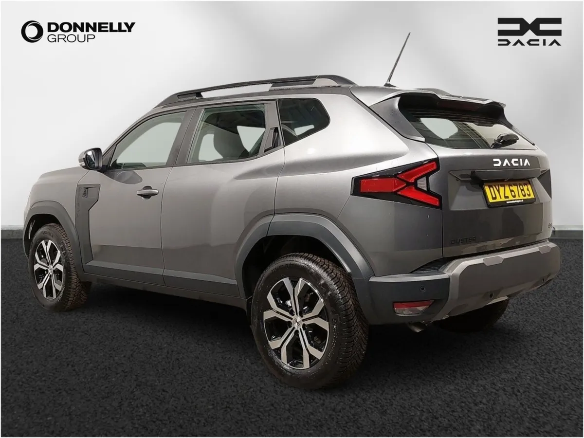 Dacia Duster Estate Expression - Image 2