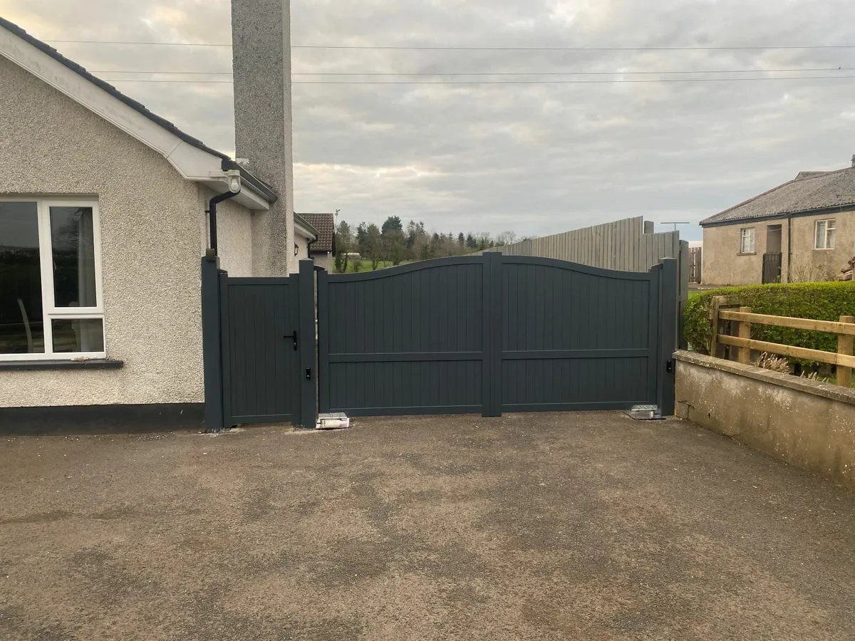 Aluminium Driveway House Entrance Gates - Image 4