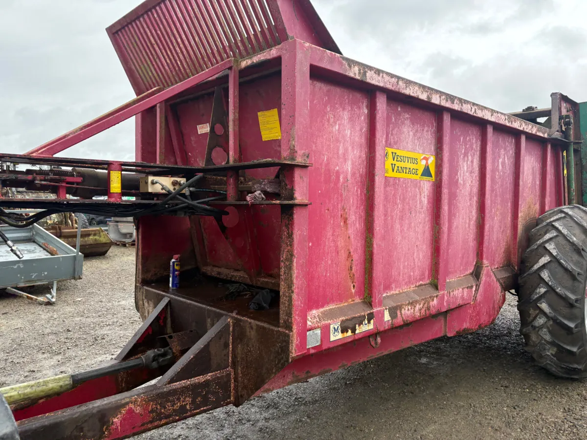 12t Marshall Manure Spreader - Image 3