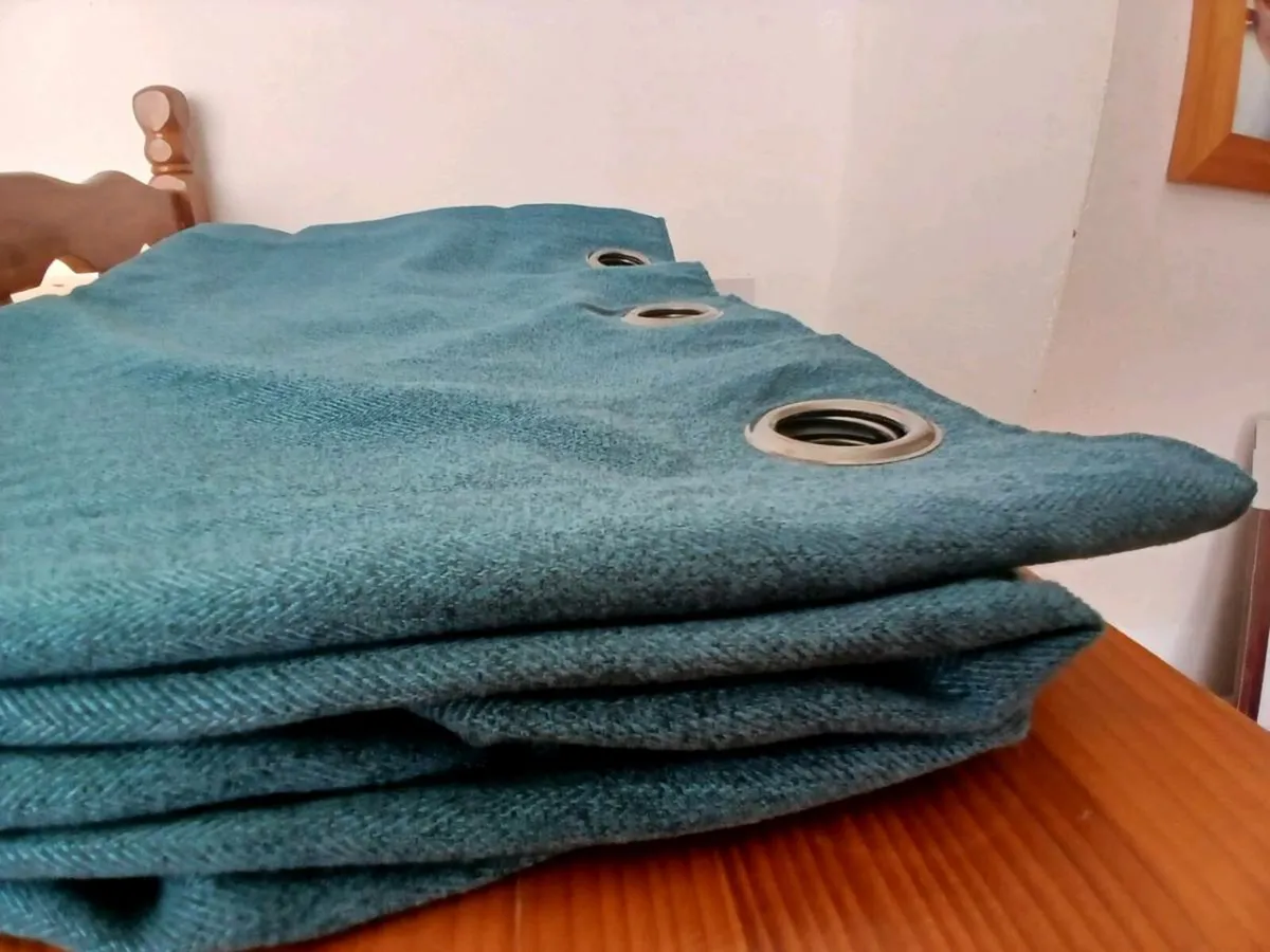 Oslo Eyelet Curtains - 66" x 54" - Image 4