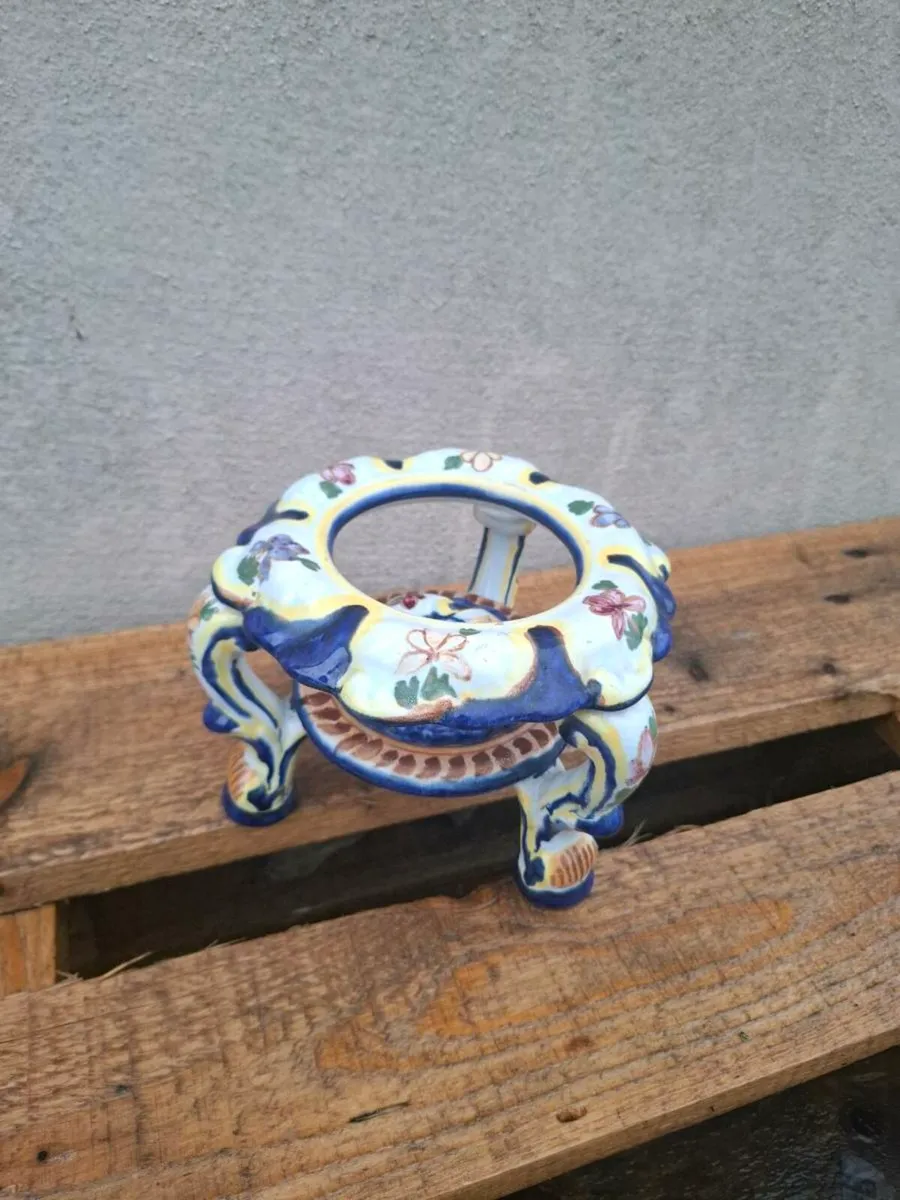 Vintage antique tea warmer possible to post - Image 1