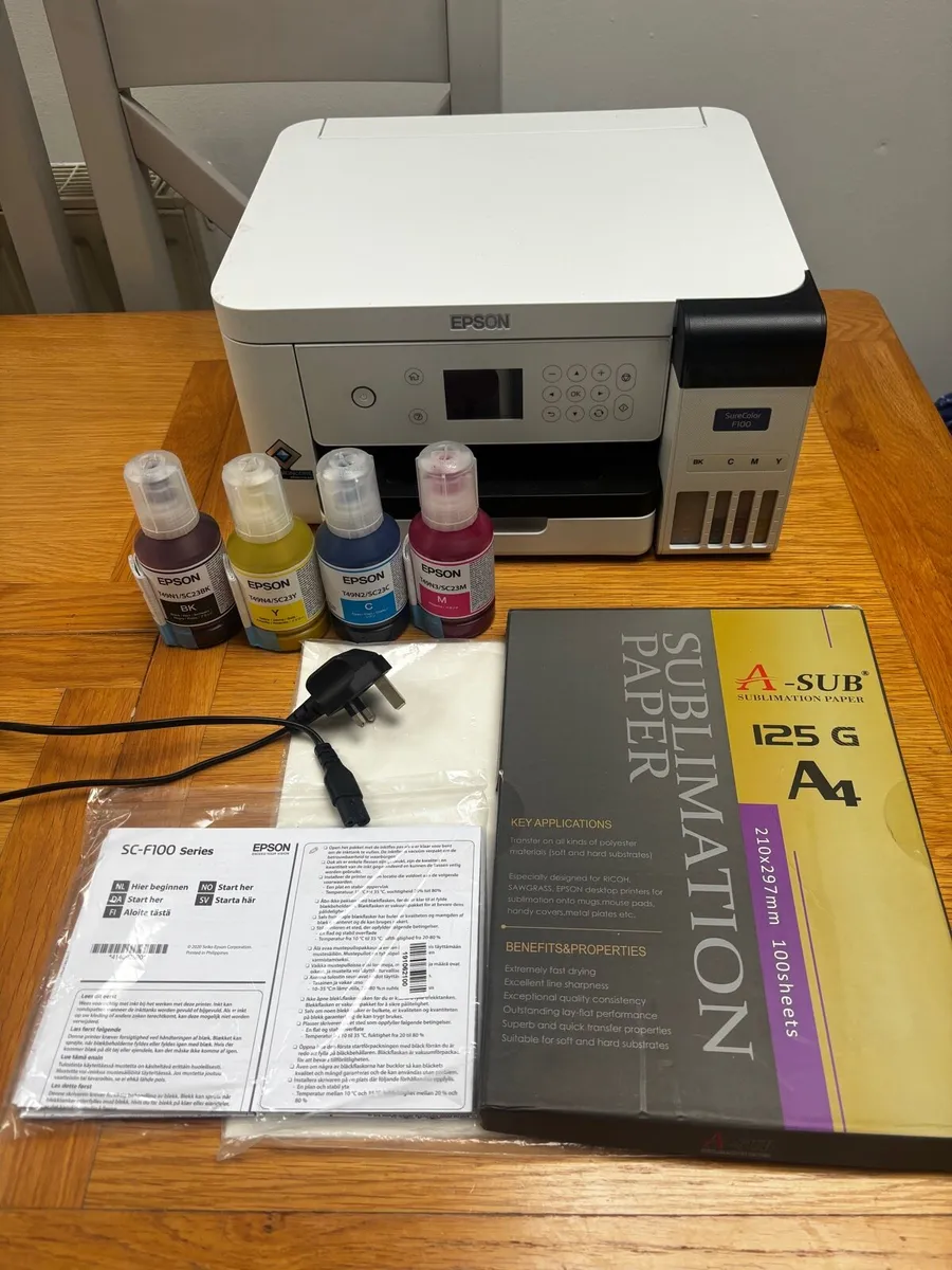 Cricut full set up business. 4 machines - Image 4