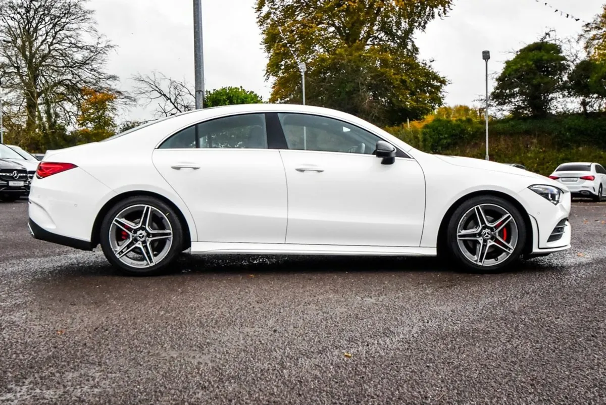 Mercedes-Benz CLA 180 AMG Auto 2 Tone Leather - Image 4