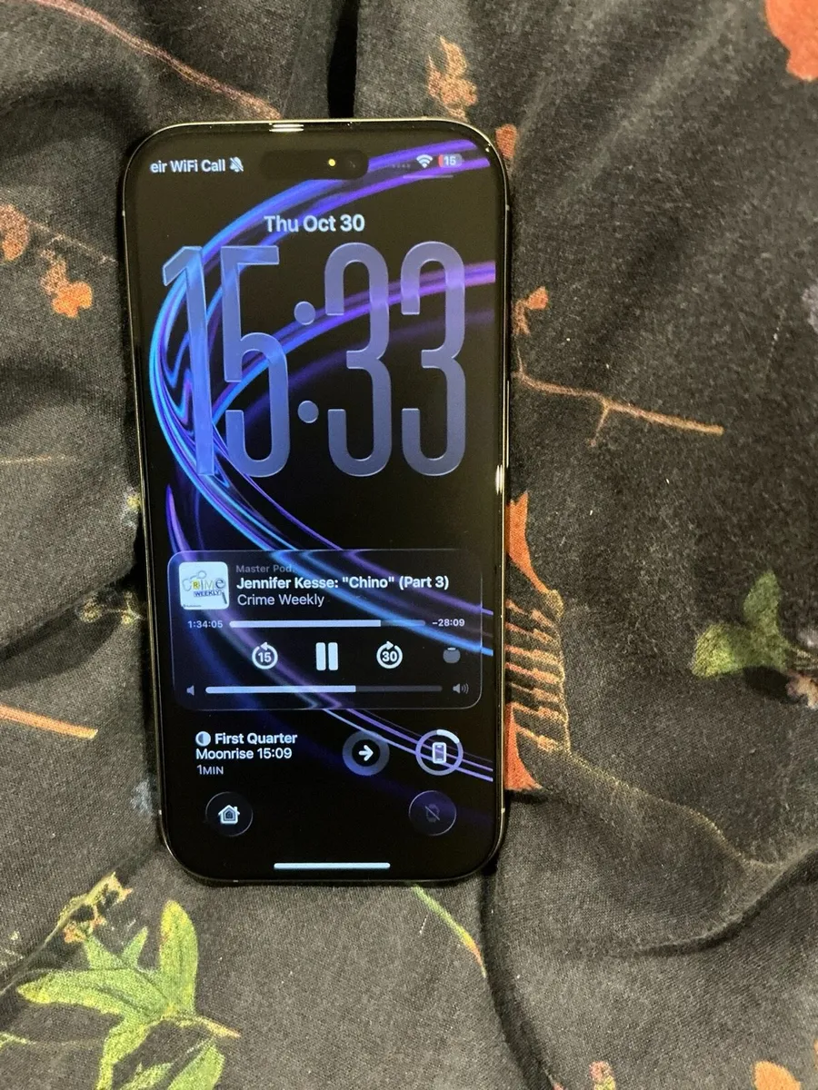 iPhone 16 Pro - Image 1