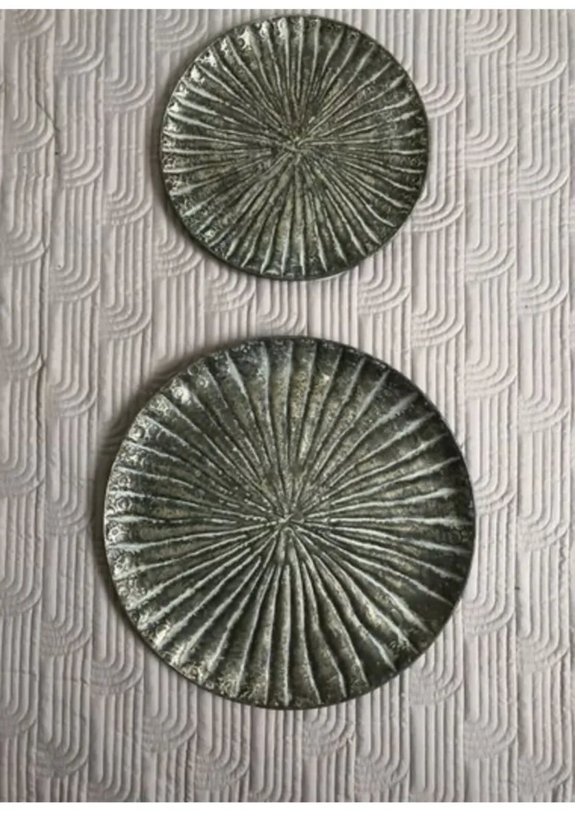 Decorative plates - Antique silver look - Image 2