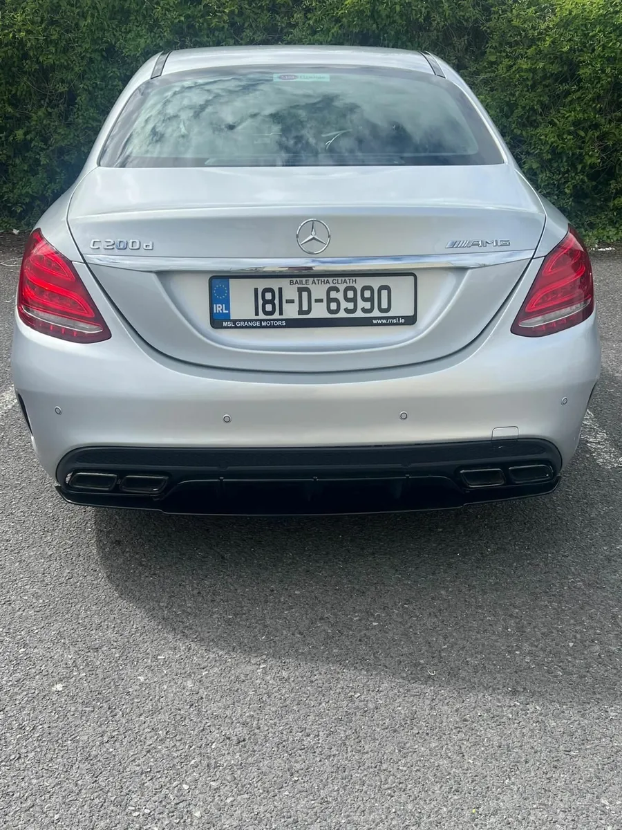 Mercedes-Benz C-Class 2018 - Image 2