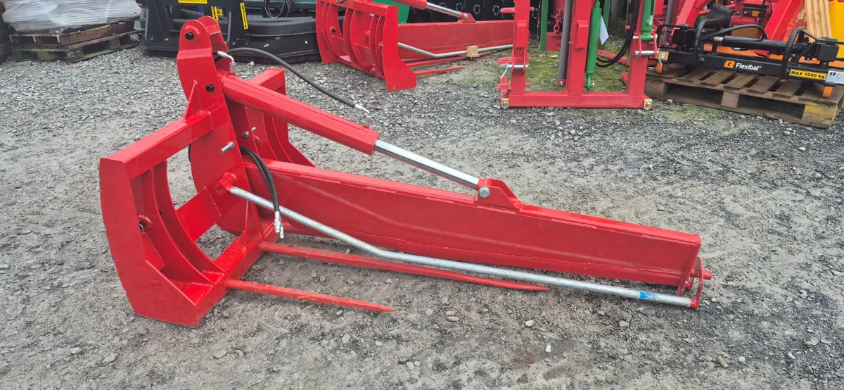 Bale slice - Image 1