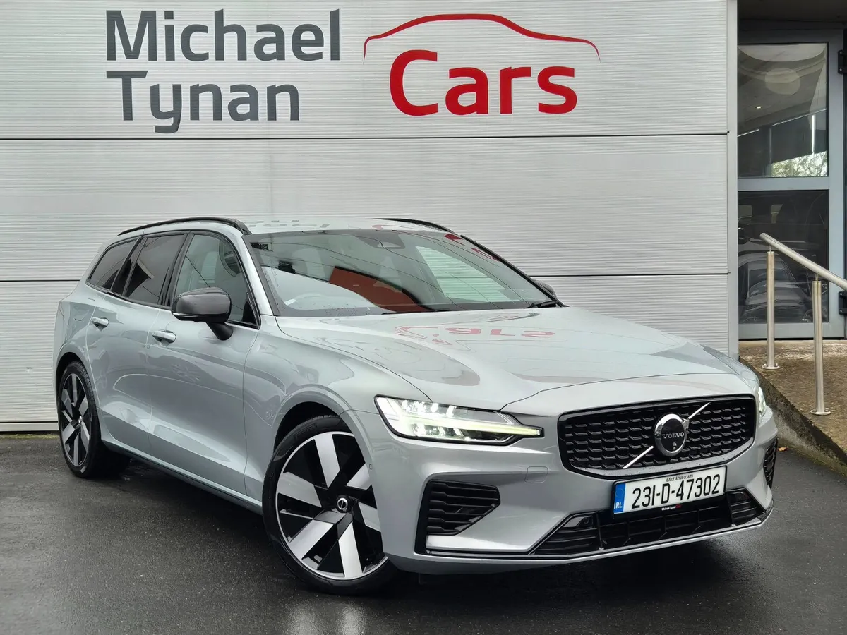 2023 Volvo V60 T6 PHEV Estate, 19" Alloys - Image 1