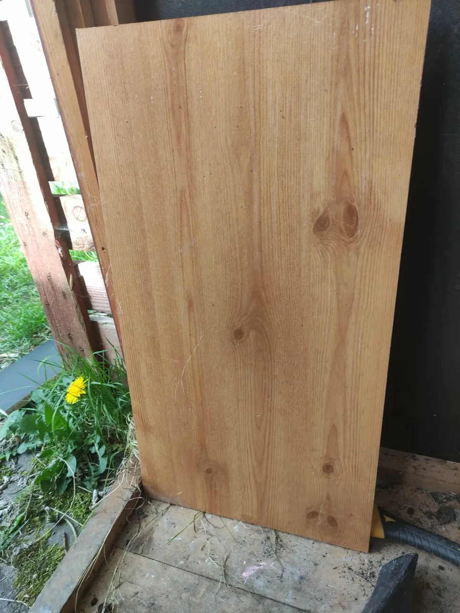 Selection of shelves different sizes - Image 2