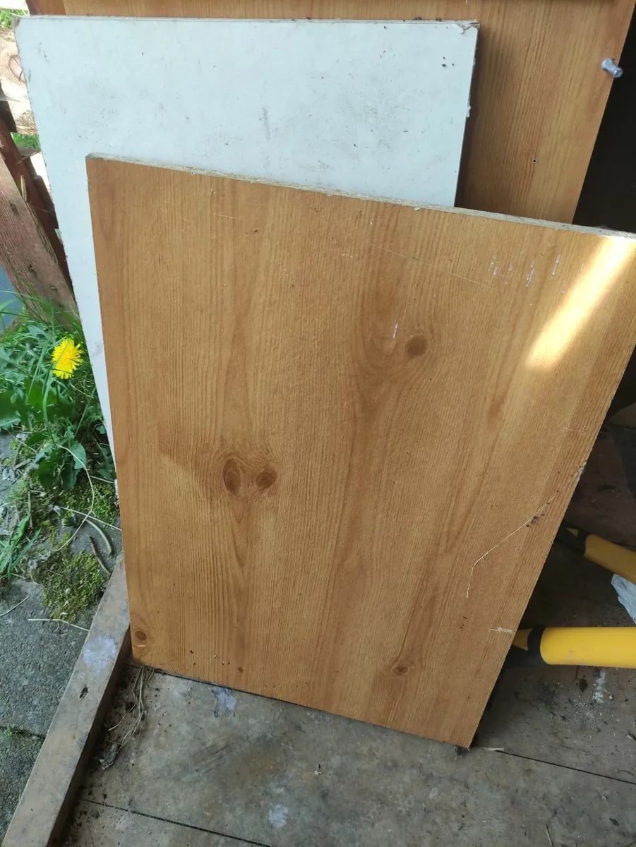 Selection of shelves different sizes - Image 4