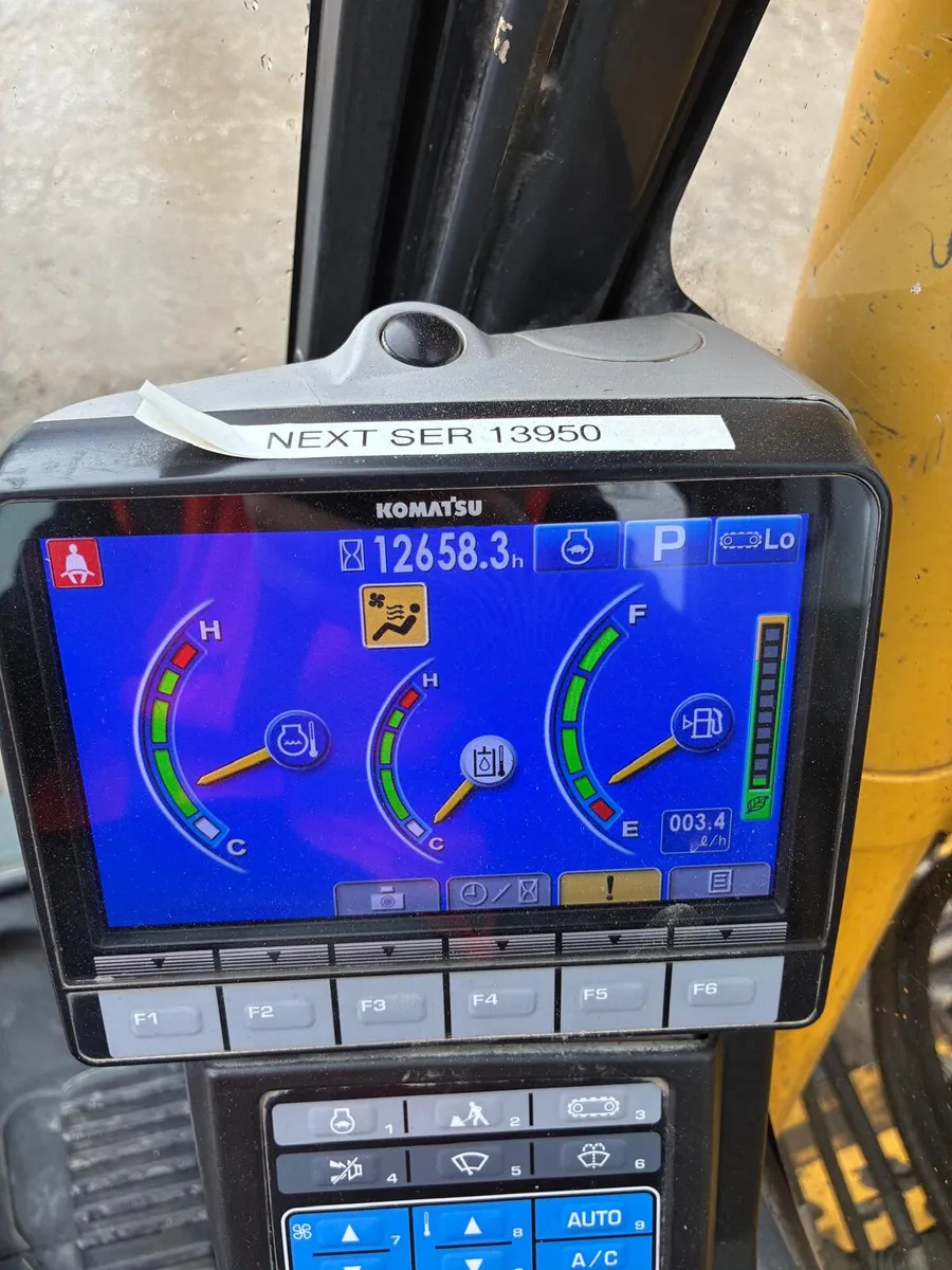 Komatsu PC138US-10 - Image 2