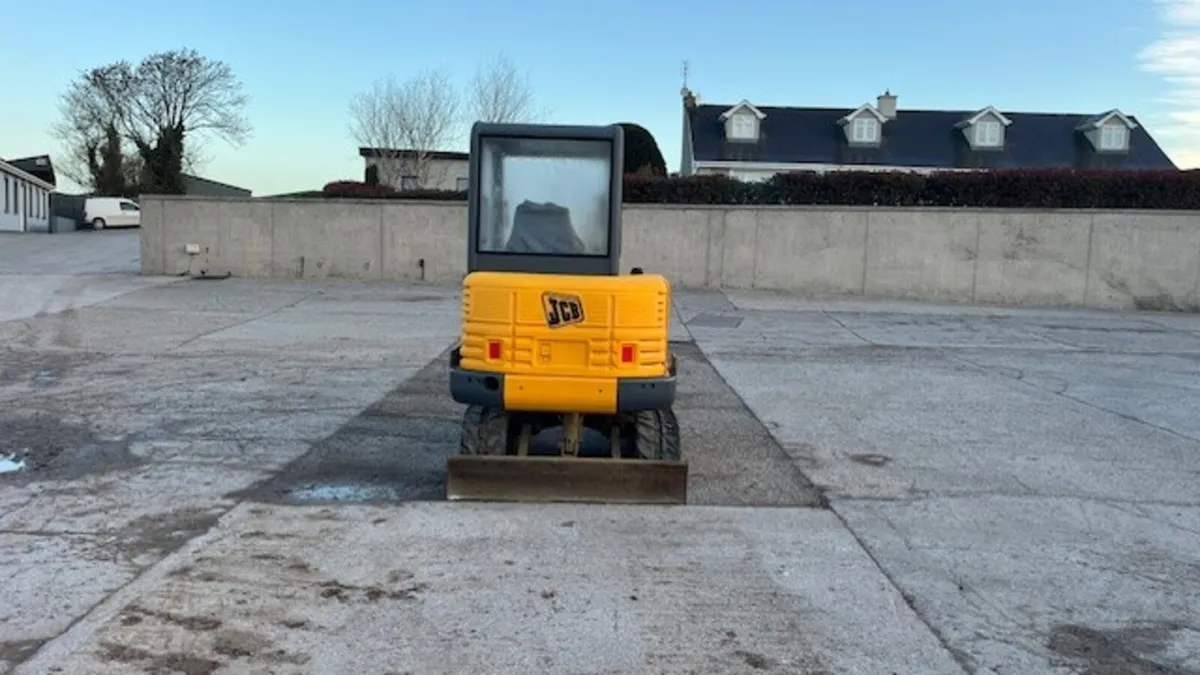 2000 JCB 803 - Image 2