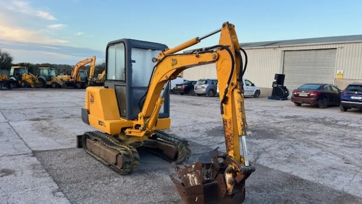 2000 JCB 803 - Image 4