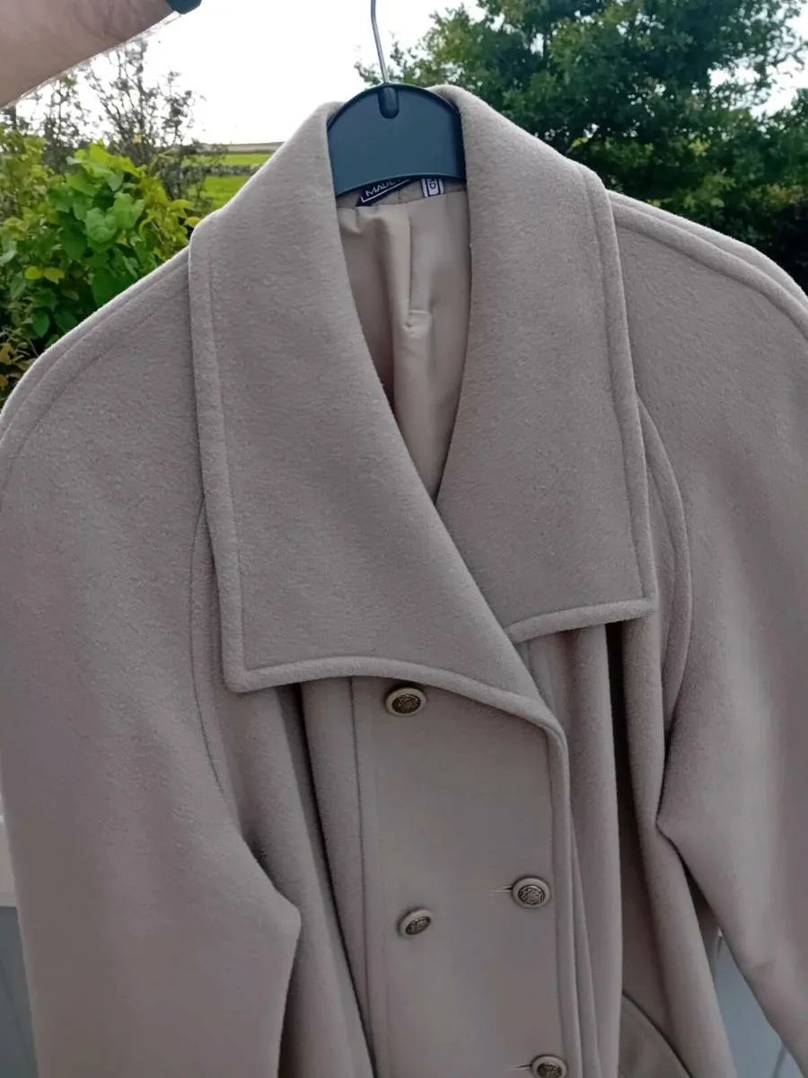 Ladies Coat/Jacket, Size 14 - Image 1