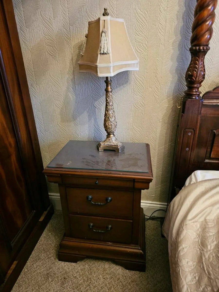 Room furniture - Image 3