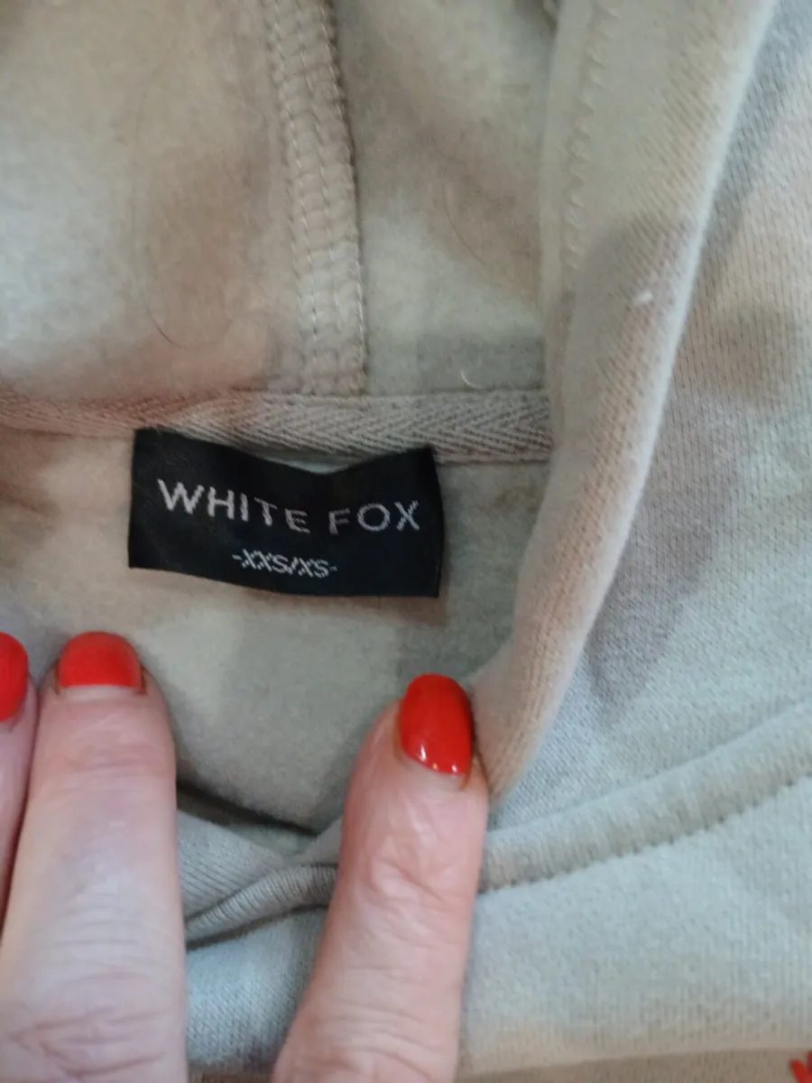 White Fox Genuine hoodie Brand new - Image 3