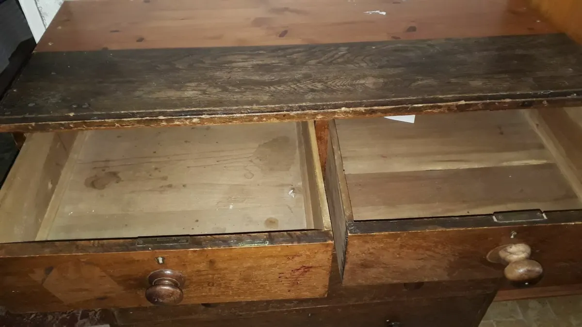 Bedroom Dresser - Image 4